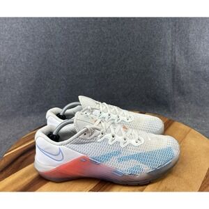 Nike Womens Metcons 5 Premium Ombre Sole White Running Shoes CJ0818-146 Size 8.5